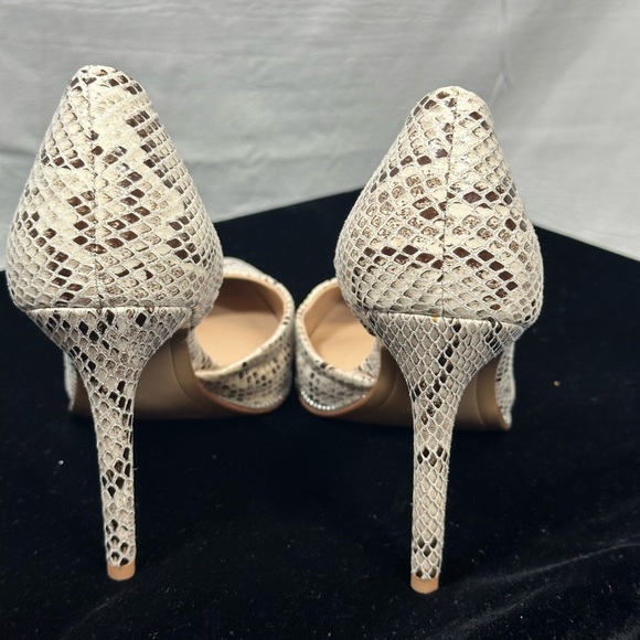 Like new BCBG faux snakeskin pumps animal print heels size 7 - Picture 8 of 10